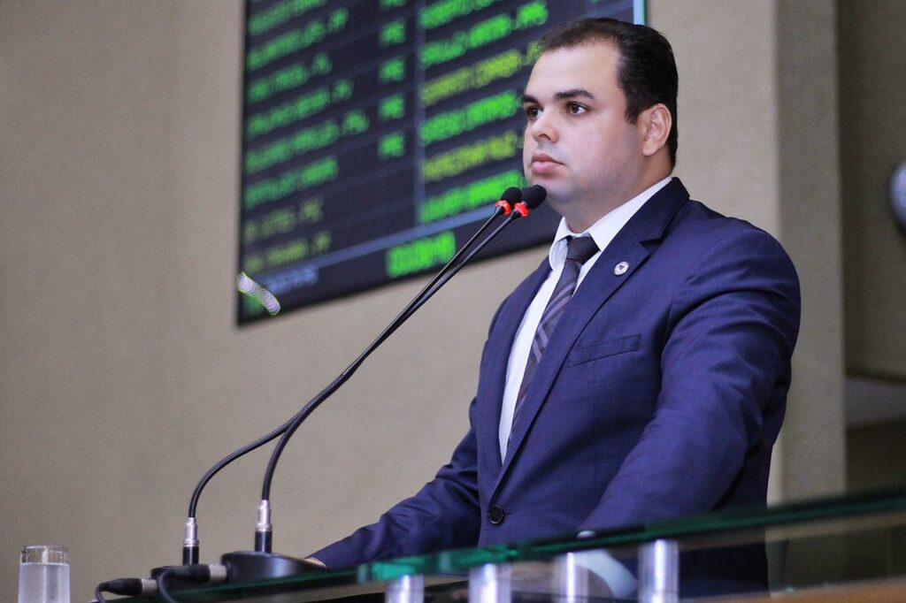 Contas de energia e água durante a pandemia poderão ser parceladas em até 12 vezes